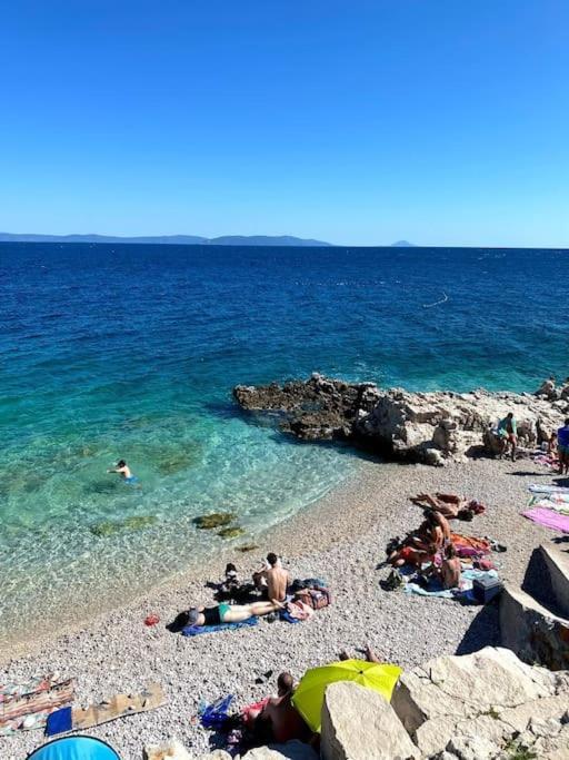 Studio Vesna With A Terrace And Sea View Rabac Exterior foto